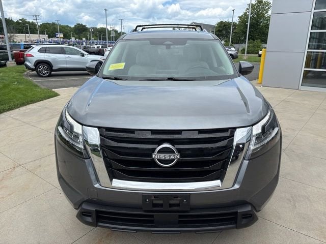 2022 Nissan Pathfinder SV 4WD