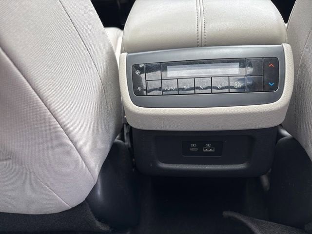 2022 Nissan Pathfinder SV 4WD