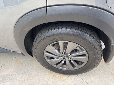 2022 Nissan Pathfinder SV 4WD