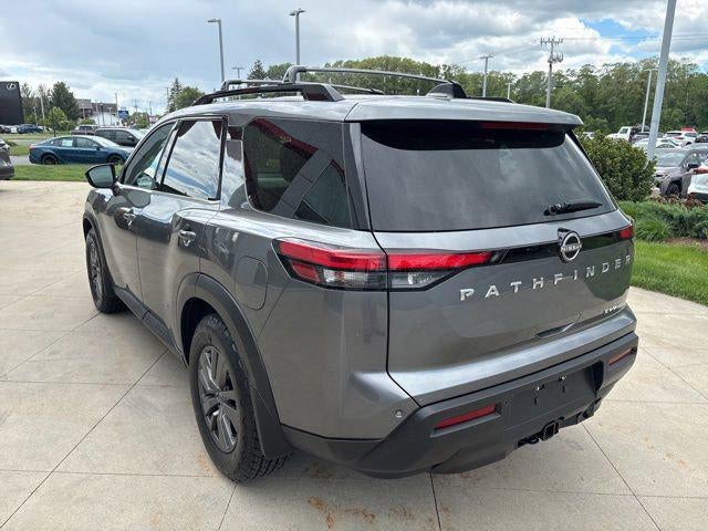 2022 Nissan Pathfinder SV 4WD