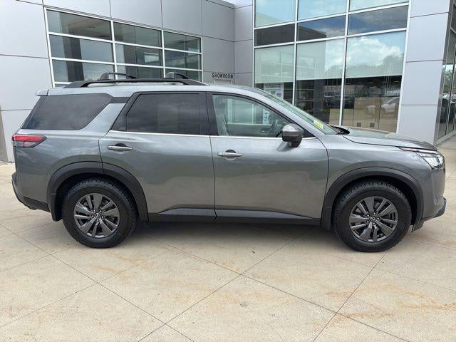 2022 Nissan Pathfinder SV 4WD