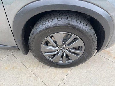 2022 Nissan Pathfinder SV 4WD