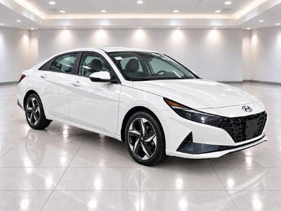 2023 Hyundai Elantra Limited IVT