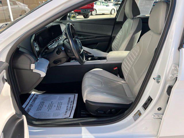 2023 Hyundai Elantra Limited IVT