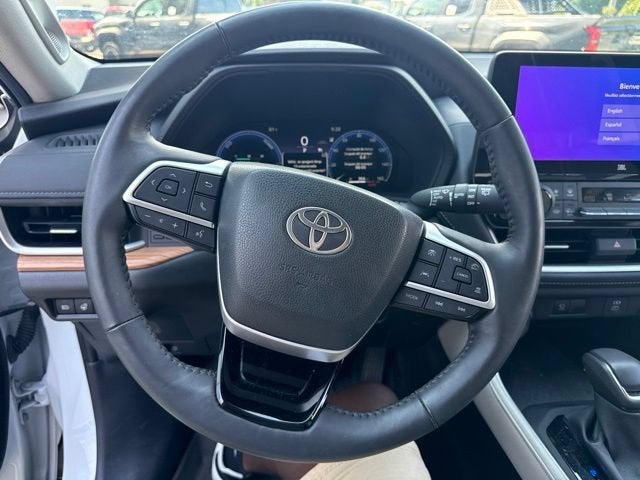 2024 Toyota Grand Highlander Hybrid Base