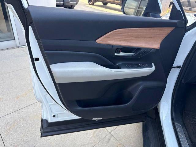 2024 Toyota Grand Highlander Hybrid Base