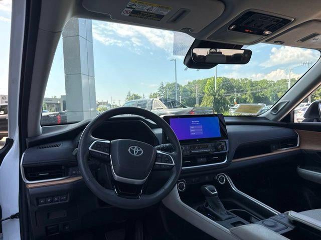 2024 Toyota Grand Highlander Hybrid Base