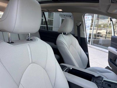 2024 Toyota Grand Highlander Hybrid Base