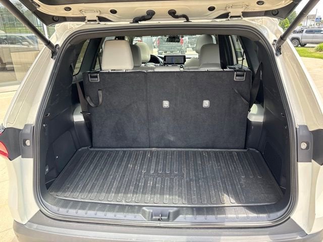 2024 Toyota Grand Highlander Hybrid Base