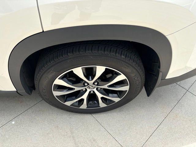2024 Toyota Grand Highlander Hybrid Base