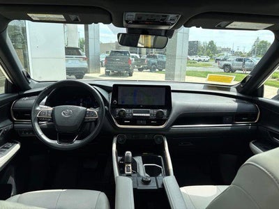 2024 Toyota Grand Highlander Hybrid Base