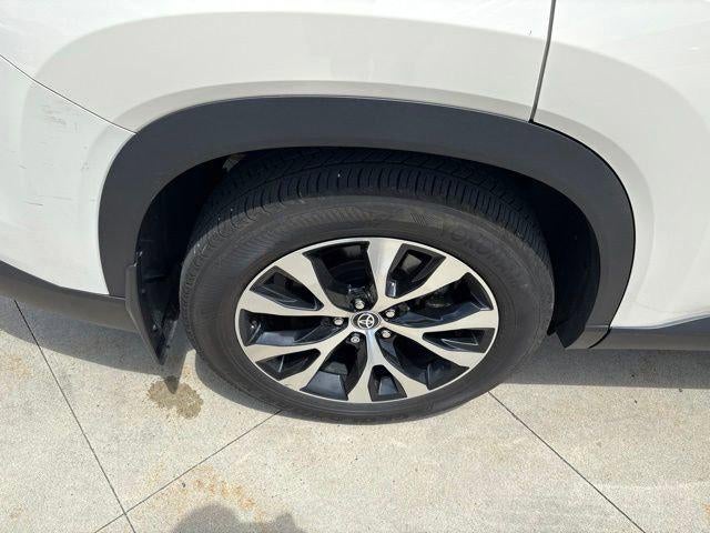 2024 Toyota Grand Highlander Hybrid Base