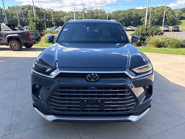2026 Toyota Grand Highlander Hybrid Base
