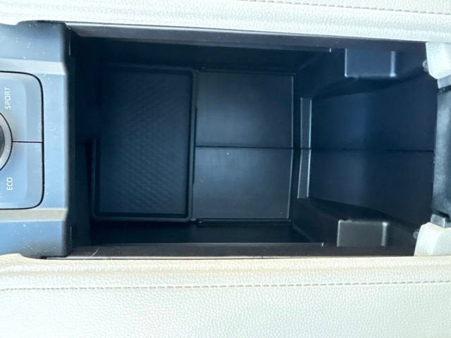 2026 Toyota Grand Highlander Hybrid Base