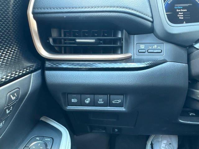 2026 Toyota Grand Highlander Hybrid Base