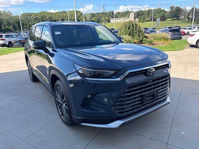 2026 Toyota Grand Highlander Hybrid Base