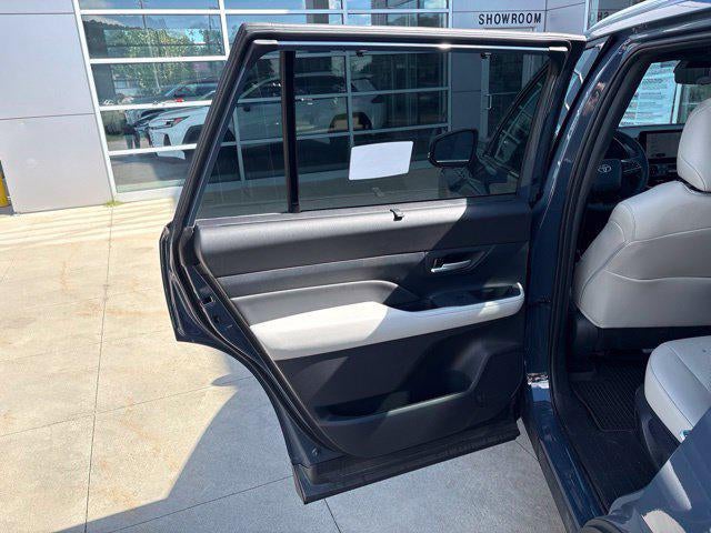 2026 Toyota Grand Highlander Hybrid Base
