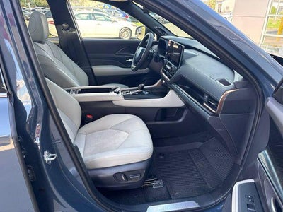 2026 Toyota Grand Highlander Hybrid Base