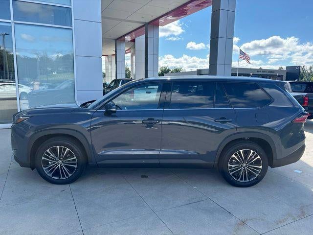 2026 Toyota Grand Highlander Hybrid Base