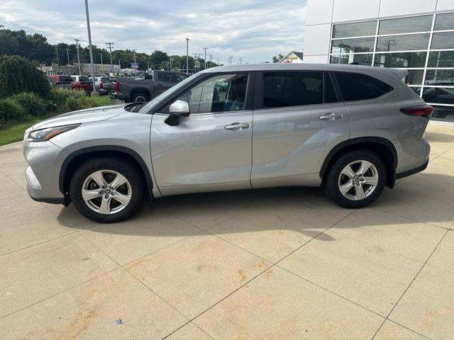2023 Toyota Highlander Hybrid Hybrid LE AWD