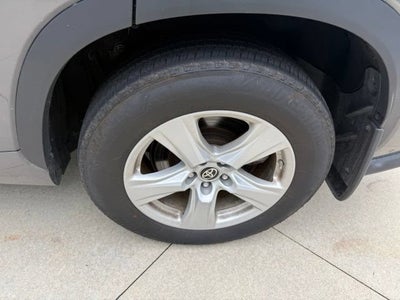 2024 Toyota Highlander Hybrid Hybrid LE AWD