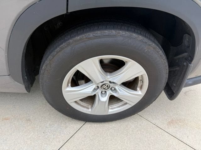 2024 Toyota Highlander Hybrid Hybrid LE AWD