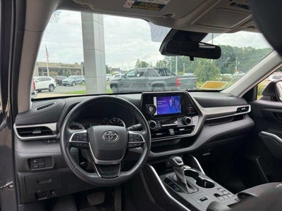 2024 Toyota Highlander Hybrid Hybrid LE AWD