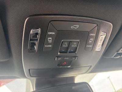 2025 Toyota Sienna XSE AWD 7-Passenger