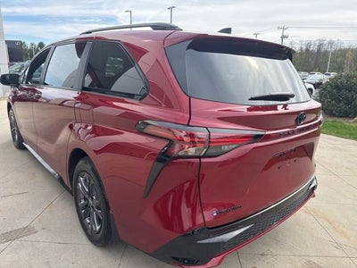 2025 Toyota Sienna XSE AWD 7-Passenger