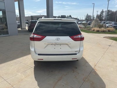 2019 Toyota Sienna Limited Premium AWD 7-Passenger