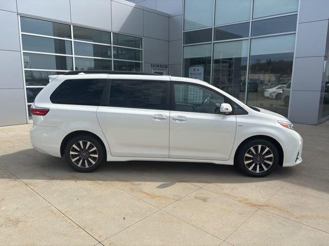 2019 Toyota Sienna Limited Premium AWD 7-Passenger