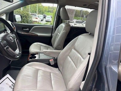 2017 Toyota Sienna Limited AWD 7-Passenger
