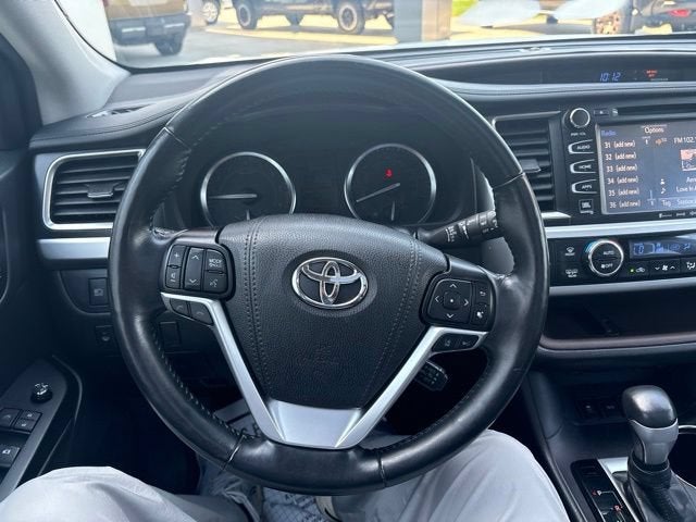 2019 Toyota Highlander Limited Platinum V6 AWD