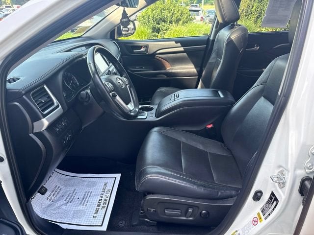 2019 Toyota Highlander Limited Platinum V6 AWD
