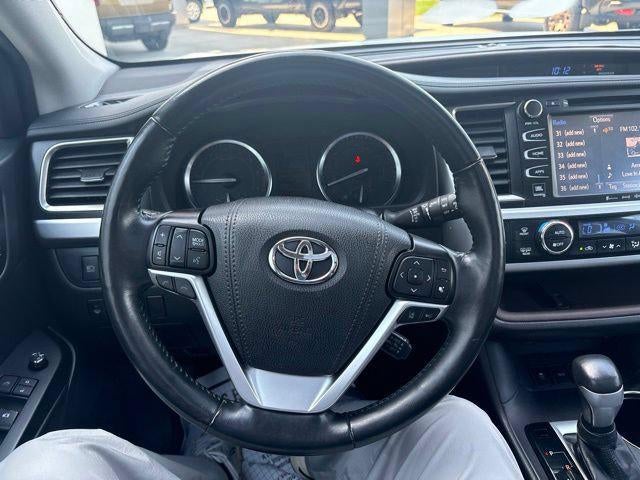 2019 Toyota Highlander Limited Platinum V6 AWD