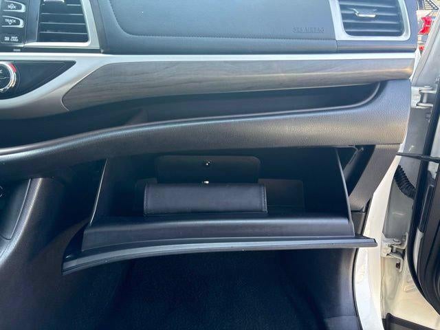 2019 Toyota Highlander Limited Platinum V6 AWD