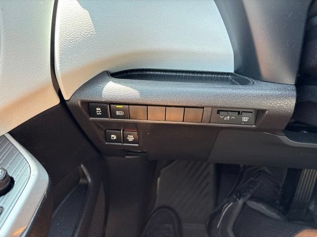 2025 Toyota Sienna XLE AWD 7-Passenger