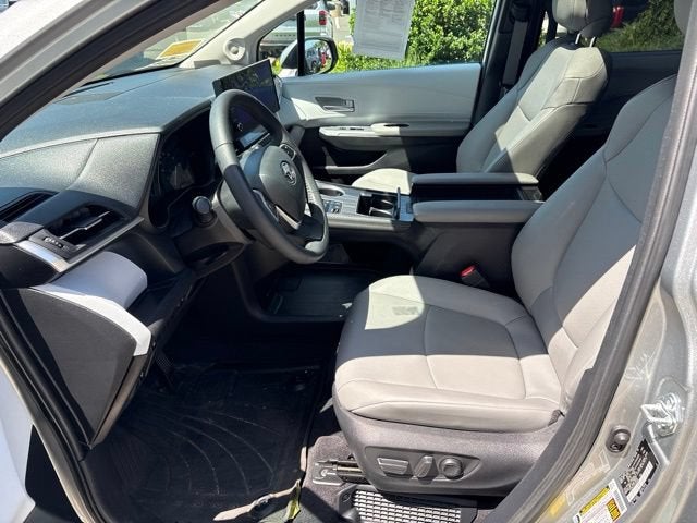2025 Toyota Sienna XLE AWD 7-Passenger