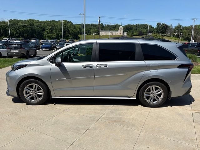 2025 Toyota Sienna XLE AWD 7-Passenger