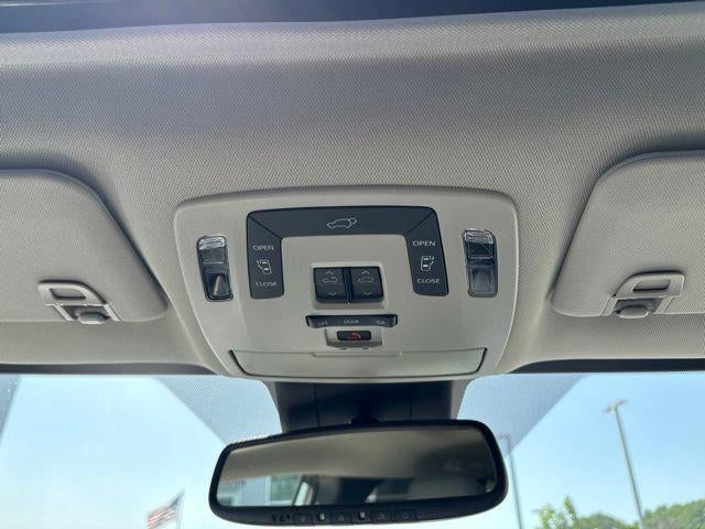 2025 Toyota Sienna XLE AWD 7-Passenger
