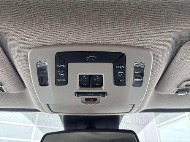 2023 Toyota Sienna XLE AWD 7-Passenger