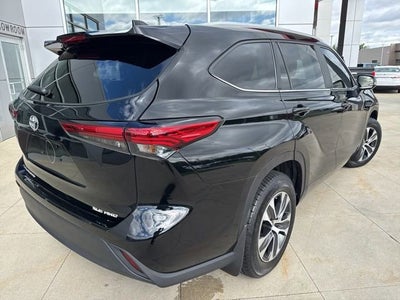 2023 Toyota Highlander XLE AWD