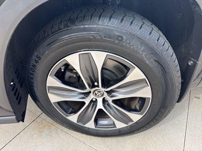 2023 Toyota Highlander XLE AWD