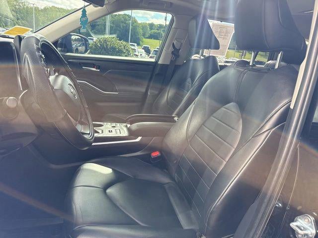 2023 Toyota Highlander XLE AWD