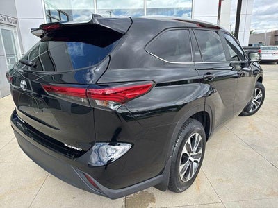 2023 Toyota Highlander XLE AWD