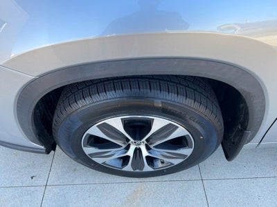 2023 Toyota Highlander XLE AWD