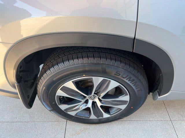 2023 Toyota Highlander XLE AWD