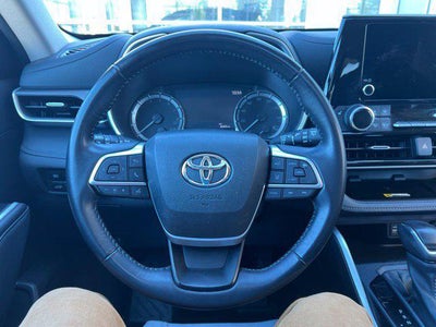 2023 Toyota Highlander XLE AWD