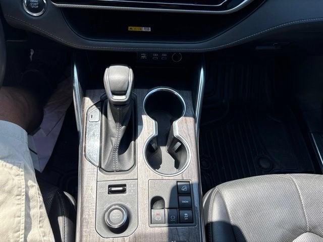 2023 Toyota Highlander Platinum AWD