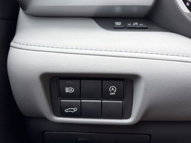 2025 Toyota Highlander XLE AWD